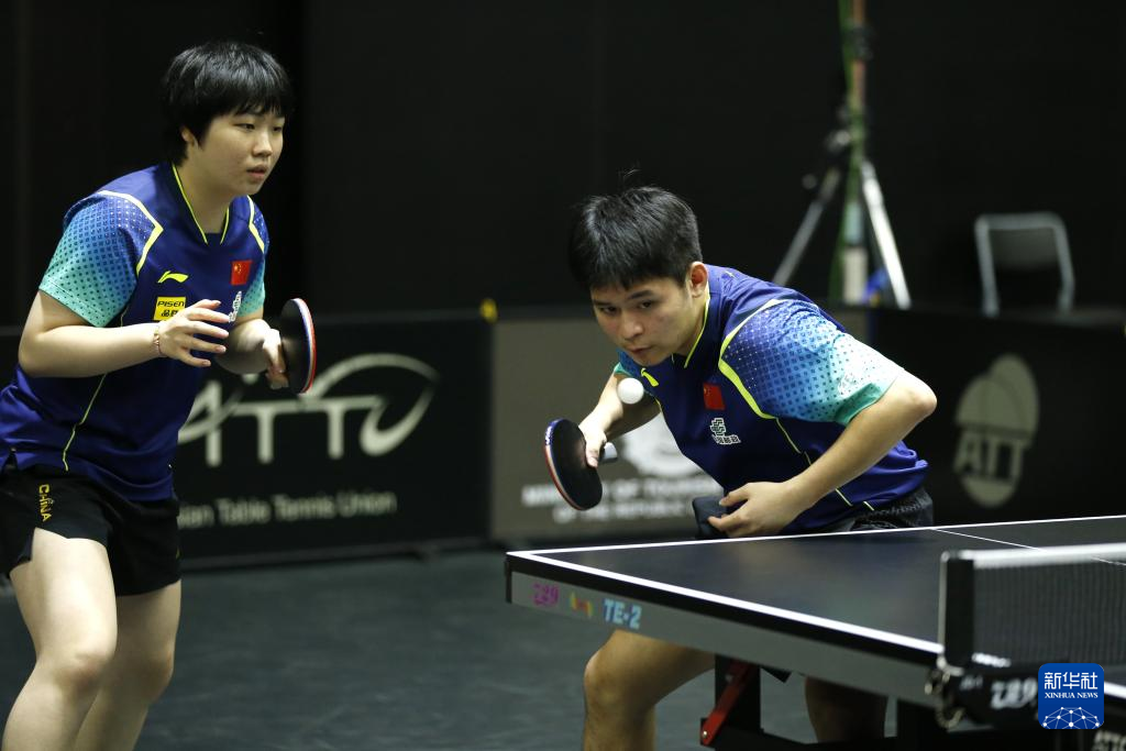 江苏女排以 江苏女排以