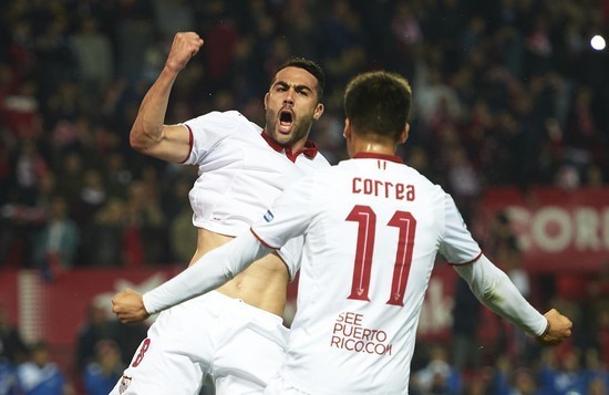 围不远的机 围不远的机